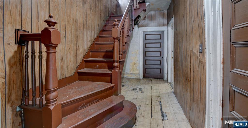 249 4th Street Newark, NJ 07107 - Photo 4 of 41