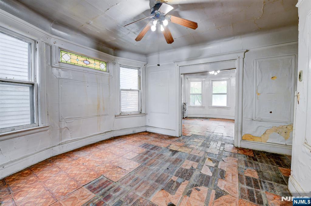249 4th Street Newark, NJ 07107 - Photo 10 of 41