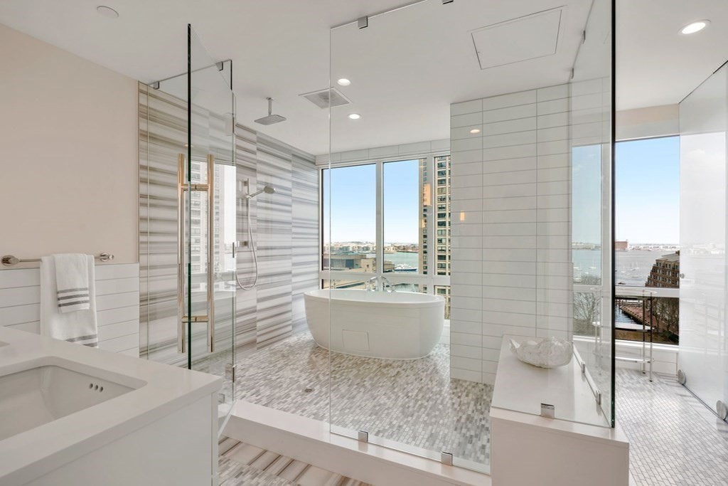 110 Broad Street, Unit PH3 Boston, MA 02110 - Photo 25 of 37