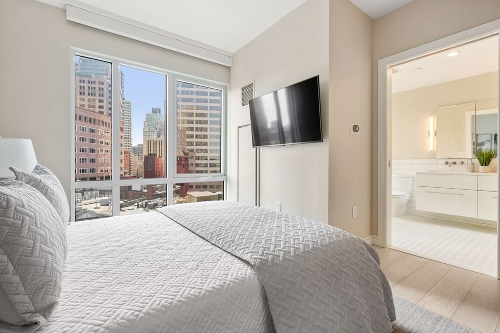 110 Broad Street, Unit PH3 Boston, MA 02110 - Photo 30 of 37