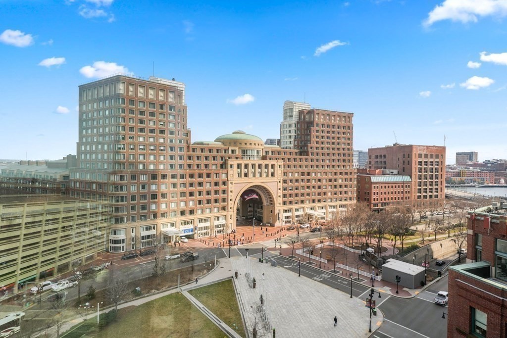 110 Broad Street, Unit PH3 Boston, MA 02110 - Photo 35 of 37