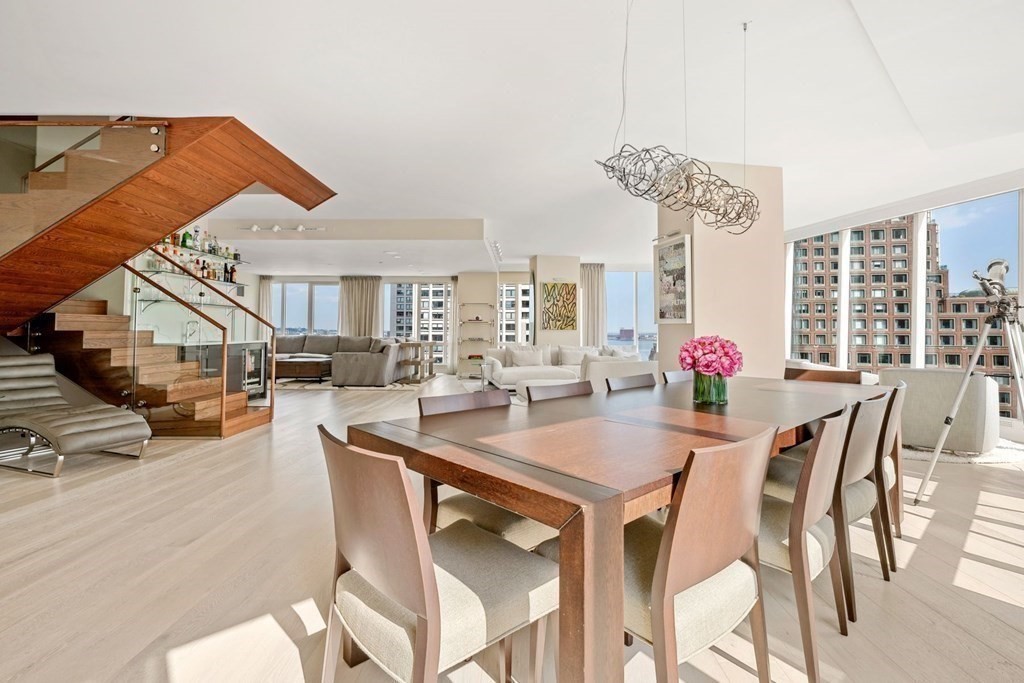 110 Broad Street, Unit PH3 Boston, MA 02110 - Photo 8 of 37