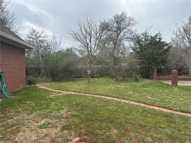 $3,200 | 2810 Cimarron Court, College Station, TX 77845