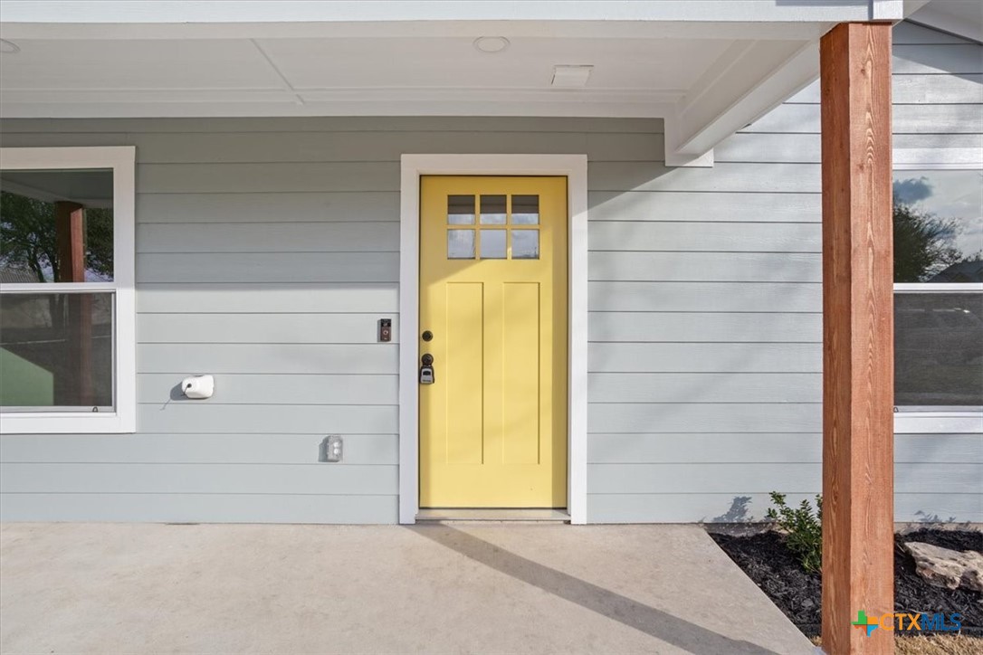 707 South 13th Street Temple, TX 76504 - Photo 4 of 24 a view of a door of the house