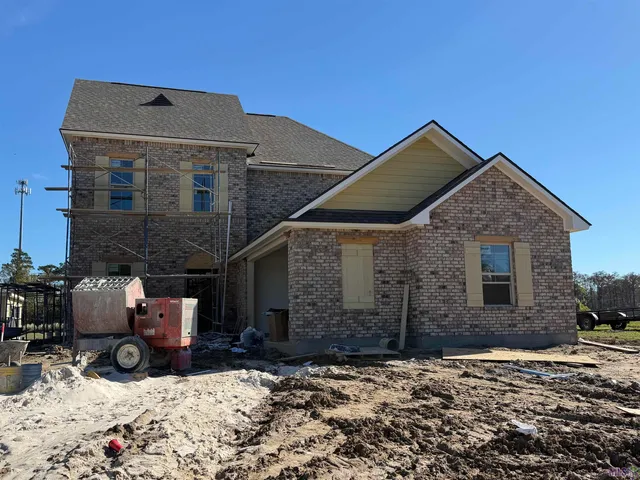 $407,985 | 21438 Yellow Fin Drive, Springfield, LA 70462