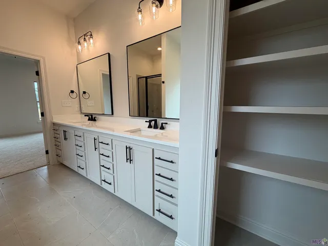 $407,985 | 21438 Yellow Fin Drive, Springfield, LA 70462