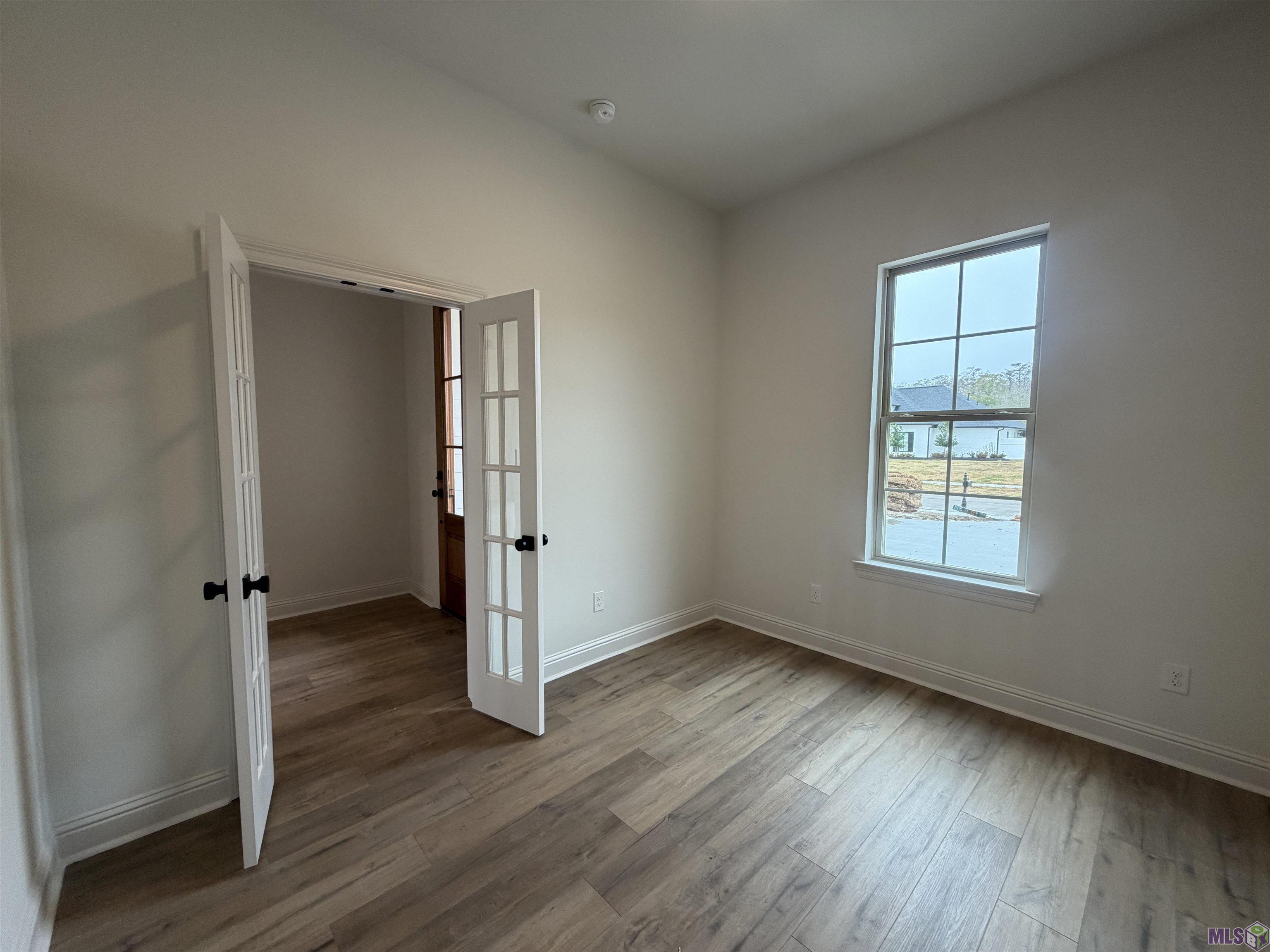 21438 Yellow Fin Drive Springfield, LA 70462 - Photo 5 of 34