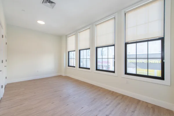 $2,450 | 3510 Bergenline Avenue, Unit 206, Union City, NJ 07087