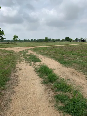 $850 | 26777 90-a, Lissie, TX 77454