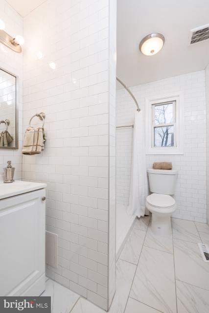 1365 Talbert Terrace Southeast Washington, DC 20020 - Photo 11 of 17 Bath
