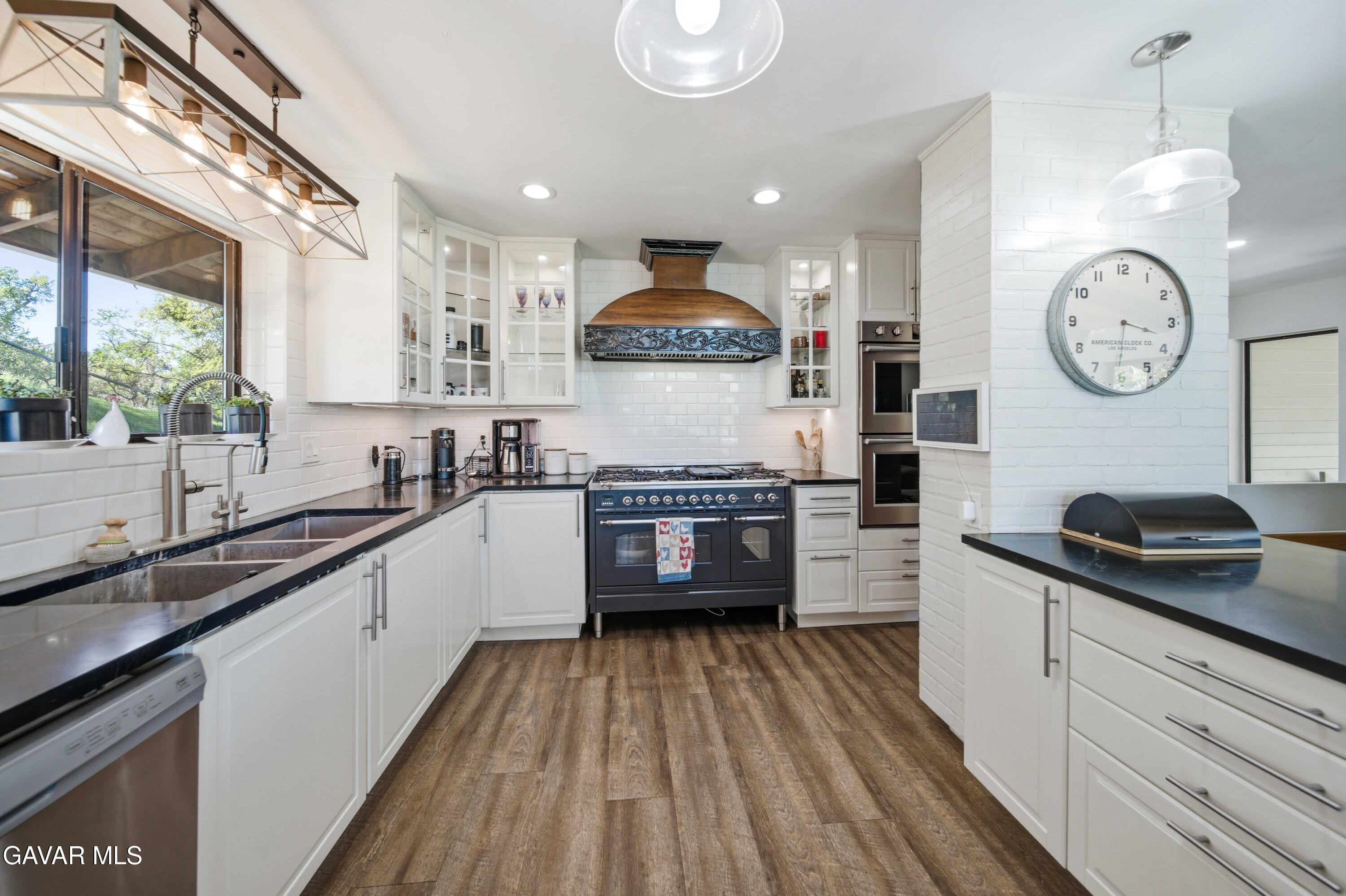 23580 Timberline Way Tehachapi, CA 93561 - Photo 14 of 50 23580 Timberline Way-17