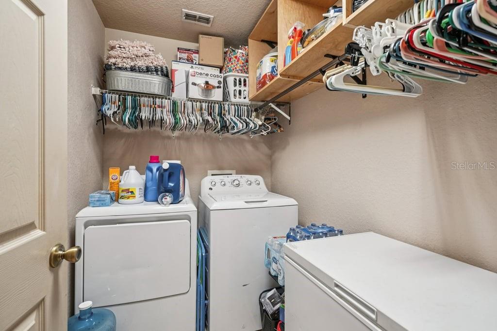 133 Walnut Road Ocala, FL 34480 - Photo 19 of 31 a utility room with dryer and washer