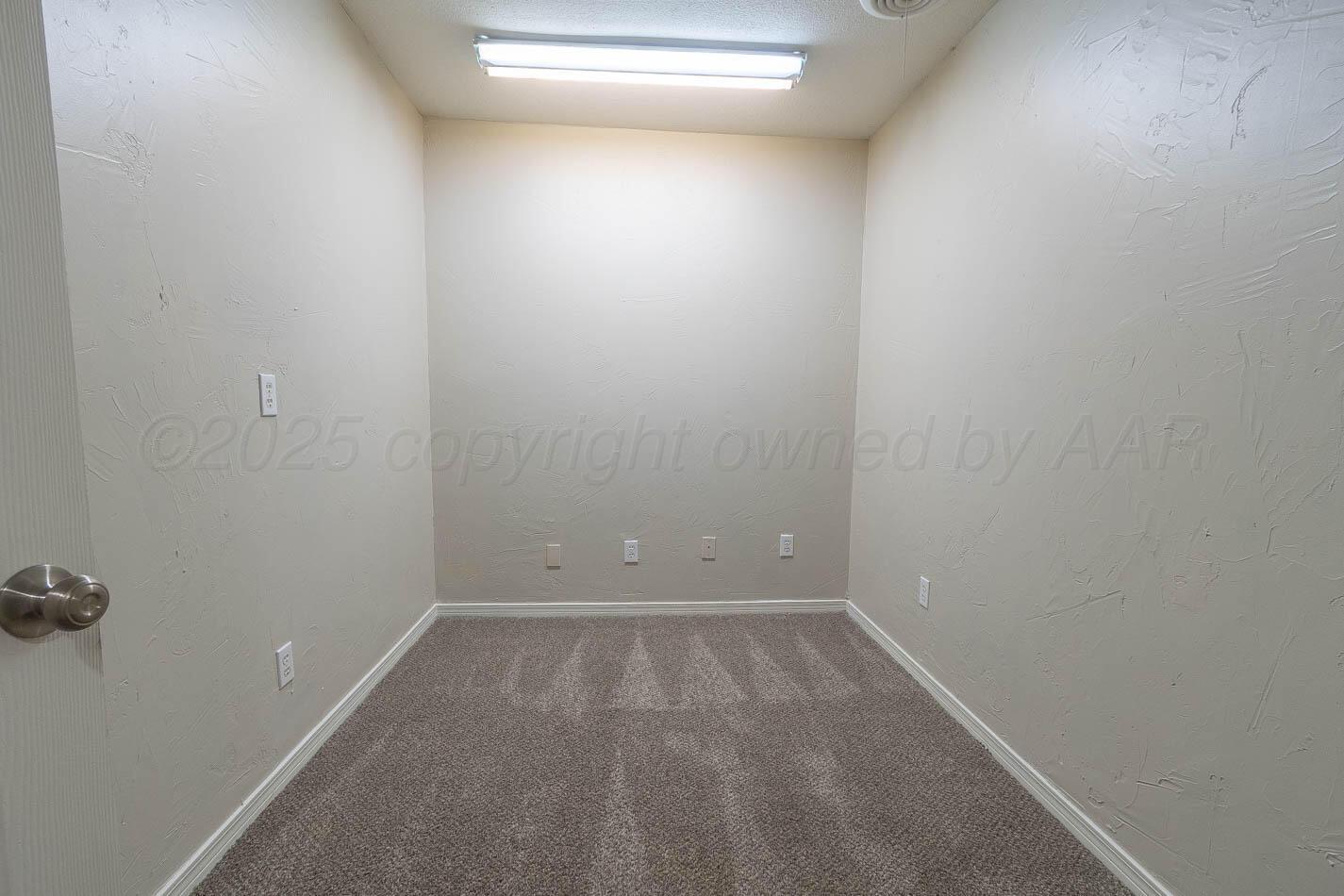 7209 Dukes Place Amarillo, TX 79109 - Photo 17 of 20 a view of room