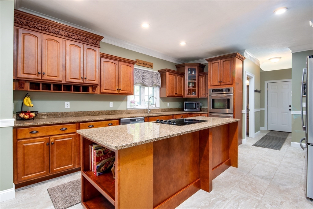 67 Old Farm Road Douglas, MA 01516 - Photo 11 of 42 Gallery Image 11