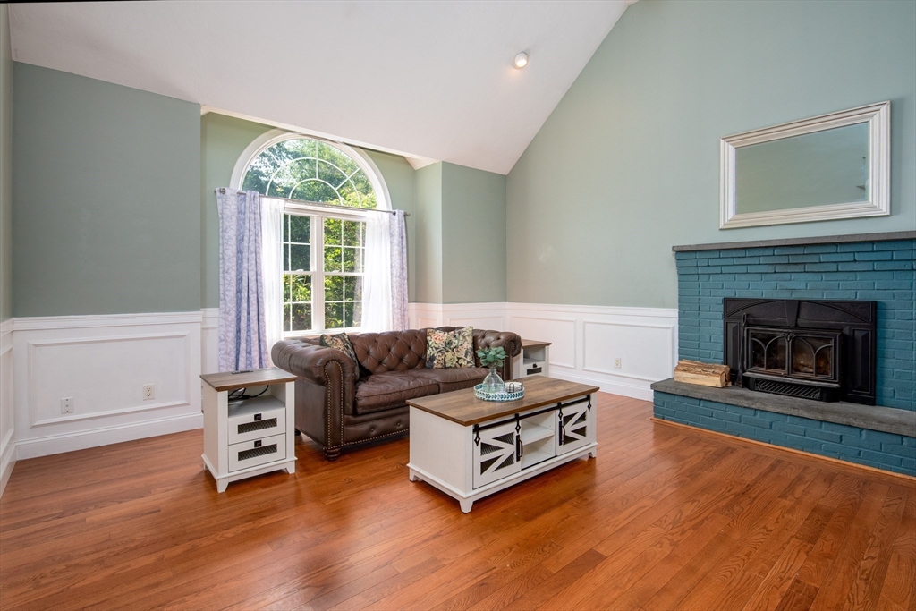 67 Old Farm Road Douglas, MA 01516 - Photo 9 of 42 Gallery Image 9