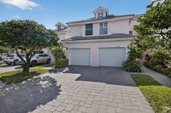 $635,000 | 4205 Fairway Drive North, Unit 4205, Jupiter, FL 33477