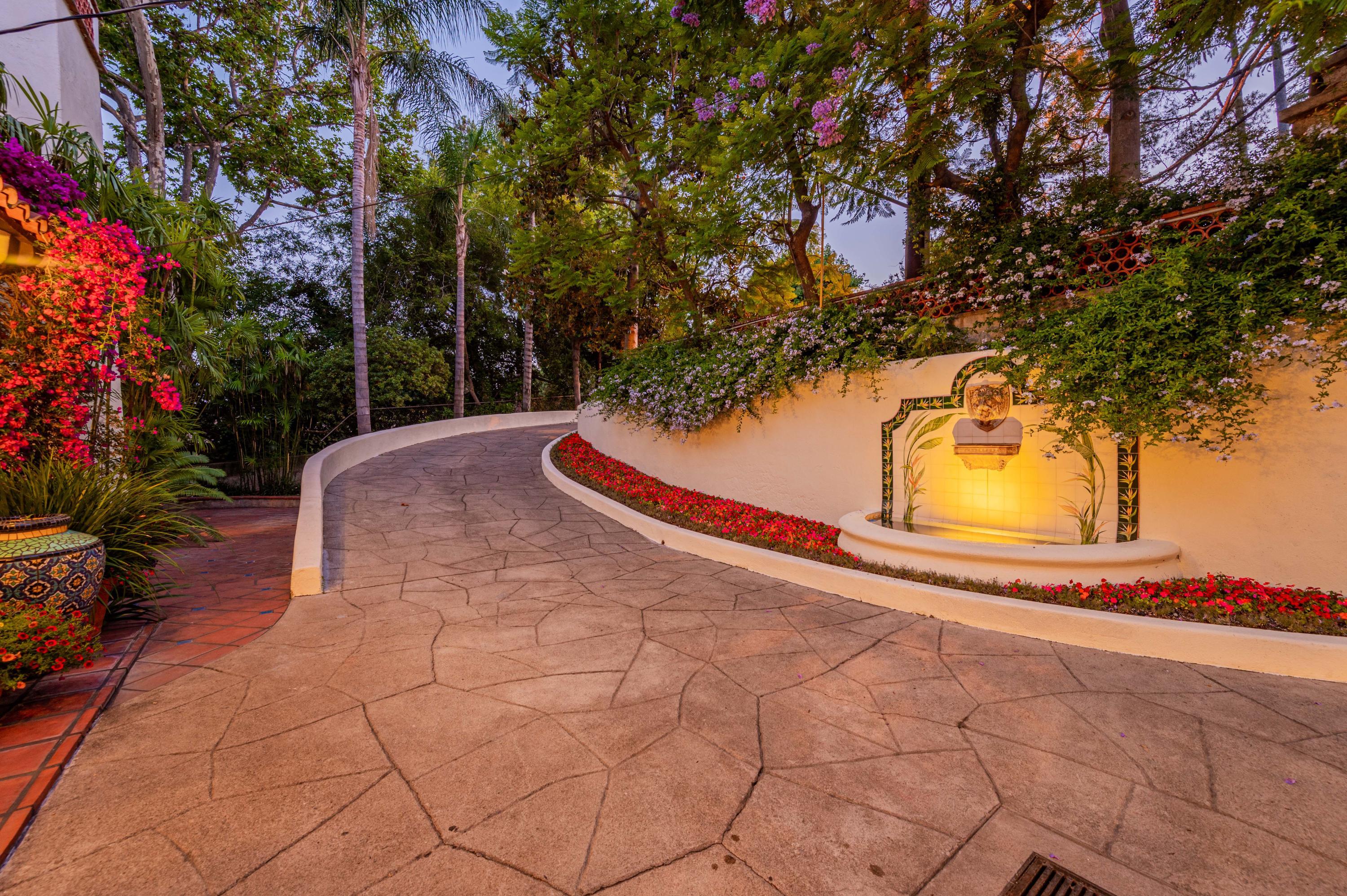 1422 East Palm Street Altadena, CA 91001 - Photo 2 of 64 a view of outdoor space and yard