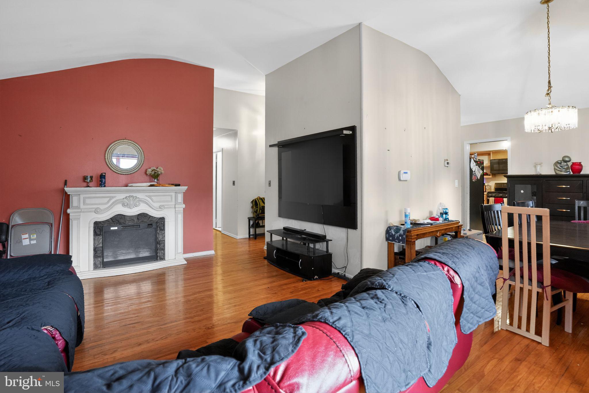 1183 Lower Ferry Road Ewing, NJ 08618 - Photo 7 of 22