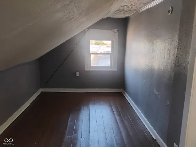 $695 | 316 East Franklin Street, Unit 2, Shelbyville, IN 46176