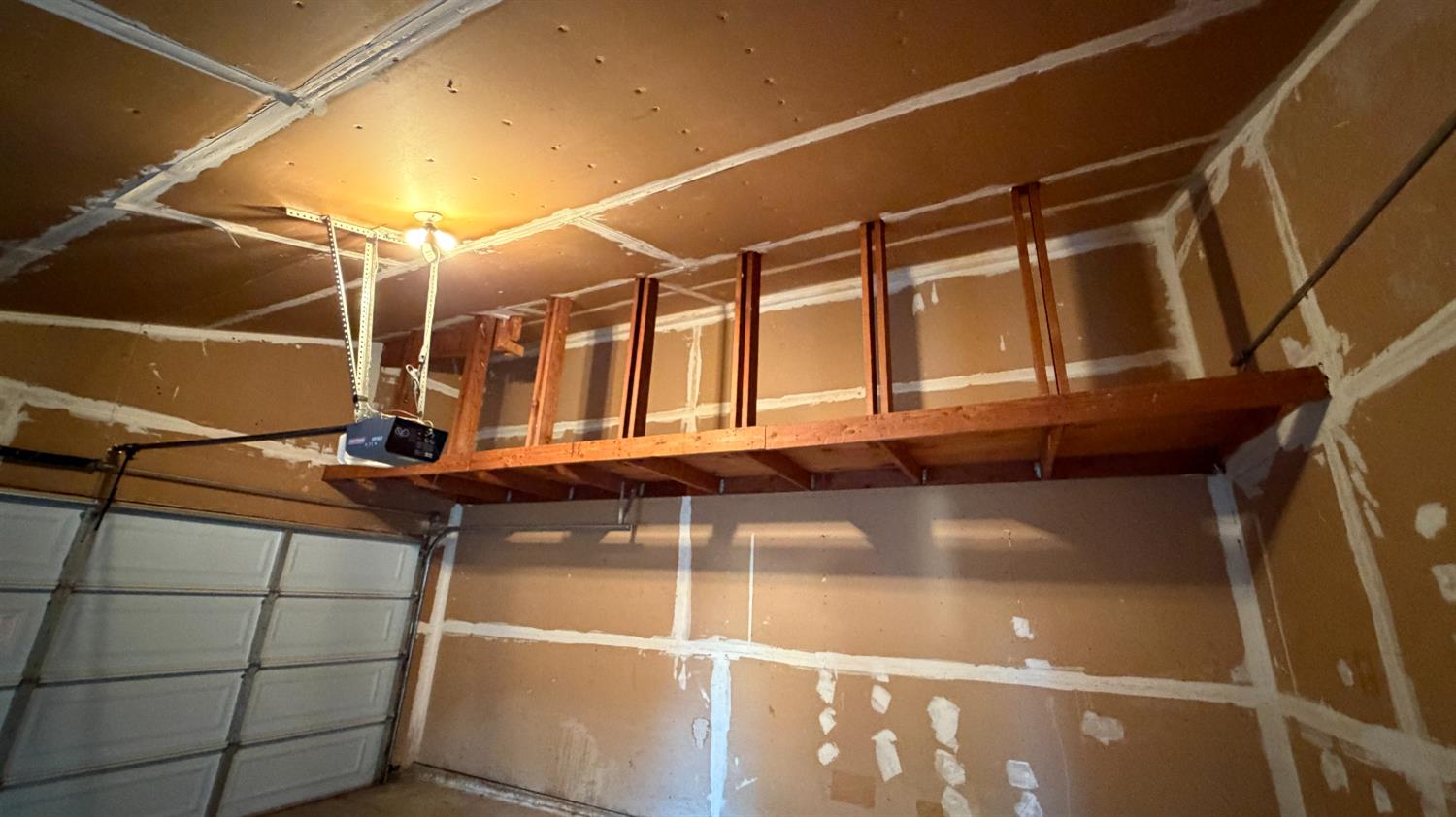 1555 West Boston Avenue, Unit 101 Fresno, CA 93711 - Photo 20 of 20 a view of a balcony
