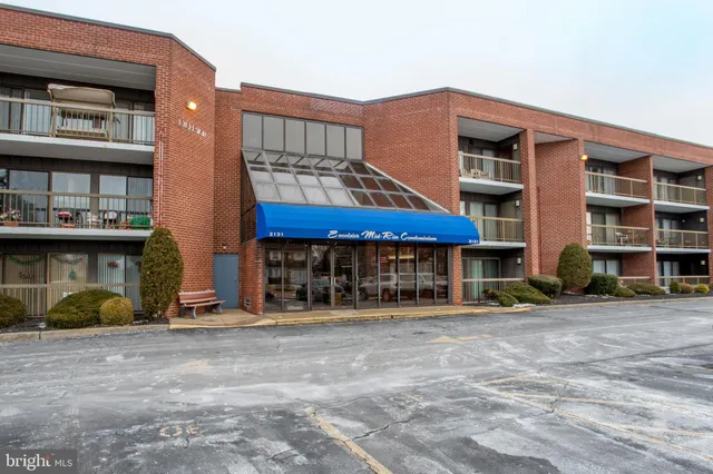 $219,900 | 2131 Welsh Road, Unit 207, Philadelphia, PA 19115