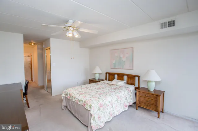 $219,900 | 2131 Welsh Road, Unit 207, Philadelphia, PA 19115