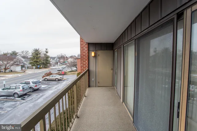 $219,900 | 2131 Welsh Road, Unit 207, Philadelphia, PA 19115