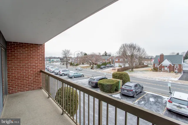 $219,900 | 2131 Welsh Road, Unit 207, Philadelphia, PA 19115