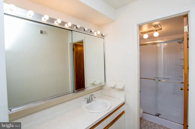 $219,900 | 2131 Welsh Road, Unit 207, Philadelphia, PA 19115