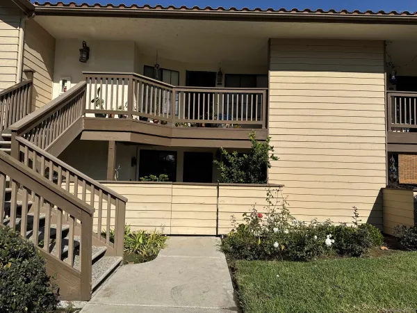 $2,695 | 12675 Camino Mira Del Mar, Unit 177, San Diego, CA 92130