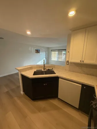 $2,695 | 12675 Camino Mira Del Mar, Unit 177, San Diego, CA 92130