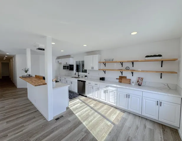 $164,900 | 5873 Hobbs Lane, Unit 57, Sacramento, CA 95842