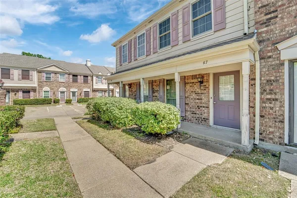 $159,500 | 641 Carriagehouse Lane, Unit 7, Garland, TX 75040