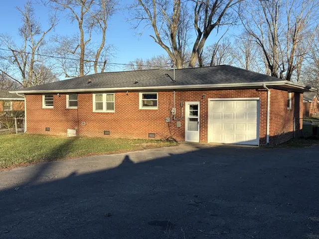 $1,500 | 1505 Creighton Place, Tullahoma, TN 37388