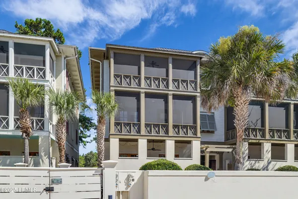 $429,900 | 154 Cherokee Farms Road, Unit 3B, Beaufort, SC 29906
