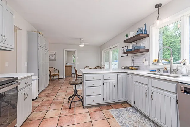 $699,000 | 5 Havens Road, Westerly, RI 02891