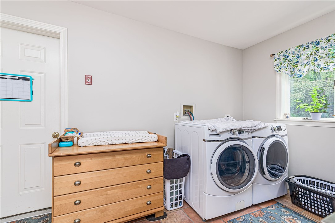 5 Havens Road Westerly, RI 02891 - Photo 31 of 43