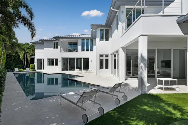 $13,995,000 | 1900 Sabal Palm Drive, Boca Raton, FL 33432