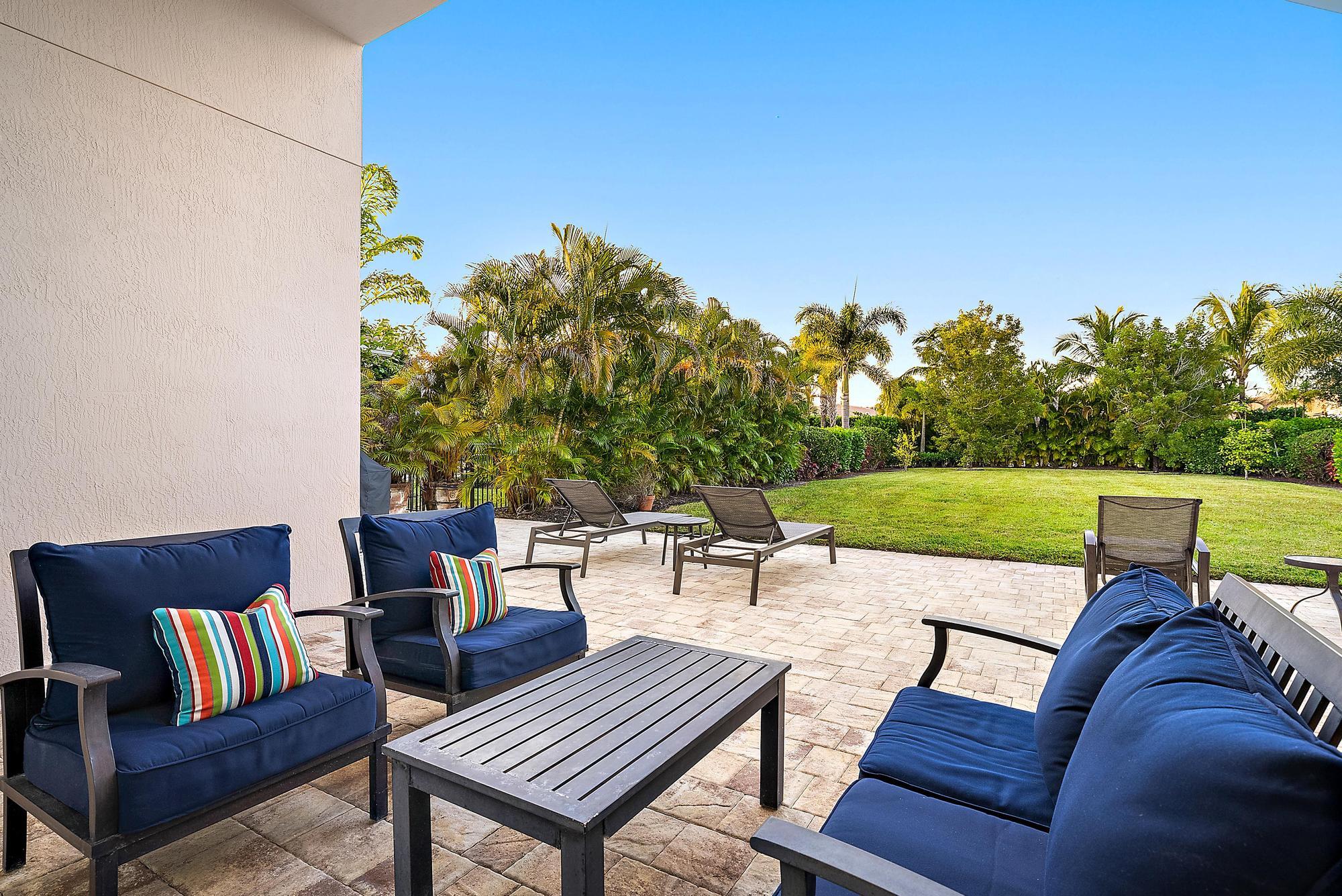 271 Carina Drive Jupiter, FL 33478 - Photo 33 of 43 271 Carina Dr