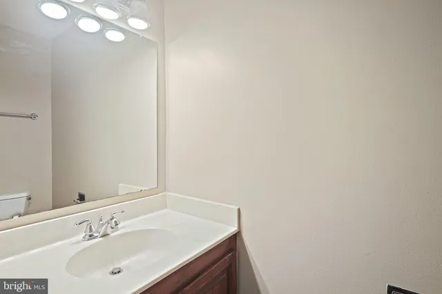 $3,300 | 20657 Anndyke Way, Germantown, MD 20874