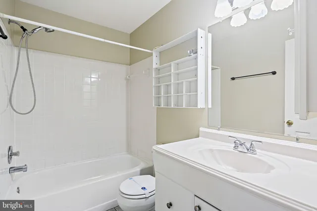 $3,300 | 20657 Anndyke Way, Germantown, MD 20874