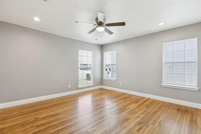 $2,750 | 3222 Inwood Road, Dallas, TX 75235