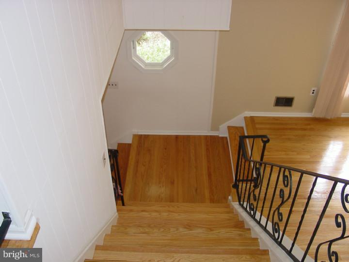 72 Maple Stream Road East Windsor, NJ 08520 - Photo 14 of 25 View