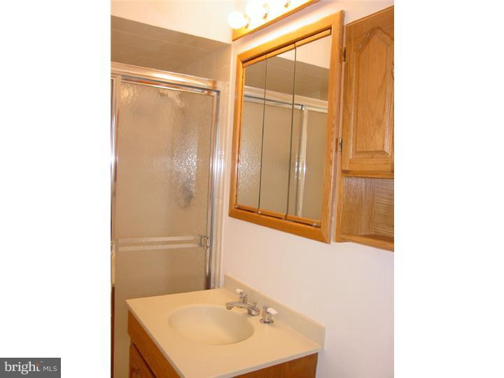 72 Maple Stream Road East Windsor, NJ 08520 - Photo 17 of 25