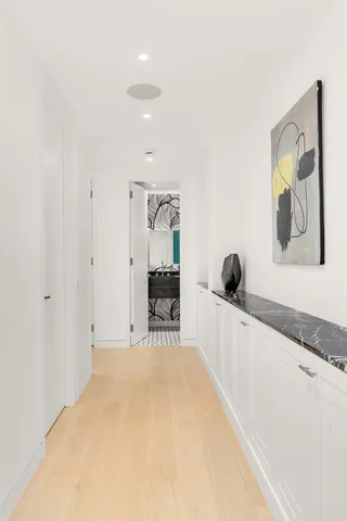 $3,995,000 | 146 West 57th Street, Unit 42D | Theater District