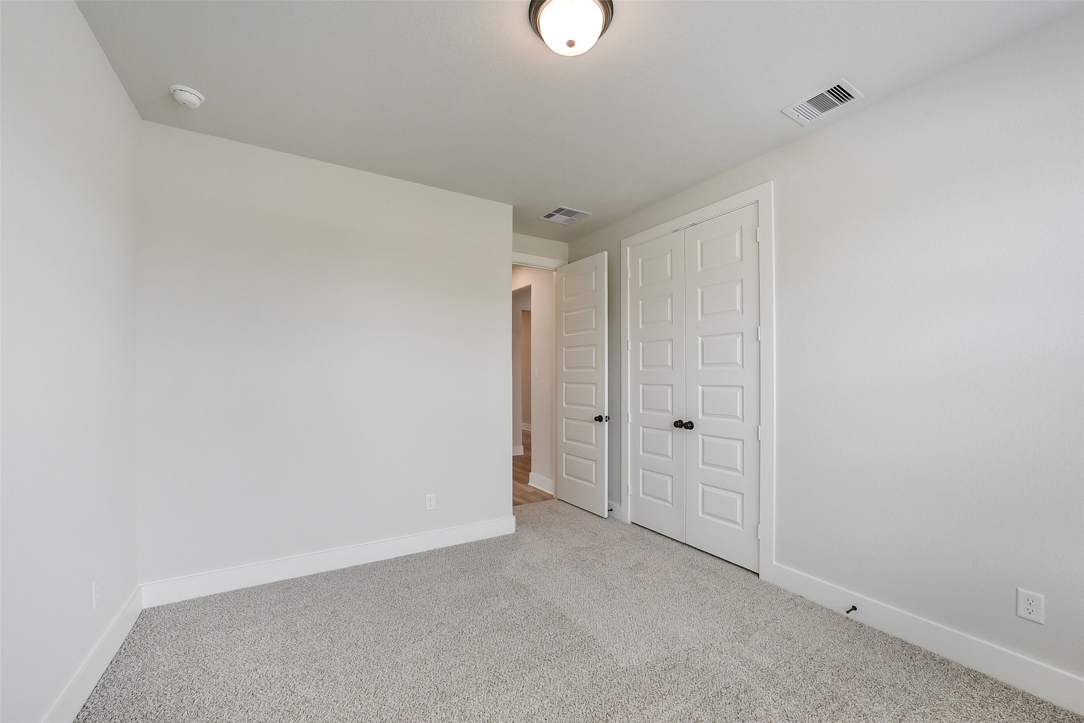 1831 Tioga Vw Drive Rosharon, TX 77583 - Photo 47 of 50 a view of an empty room