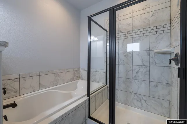 $465,000 | 1730 Kalina Trail, Bar Nunn, WY 82601