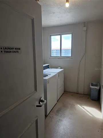 $6,000 | 1255 Tarpon Center Drive, Unit 614, Venice, FL 34285