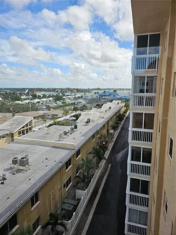 $6,000 | 1255 Tarpon Center Drive, Unit 614, Venice, FL 34285