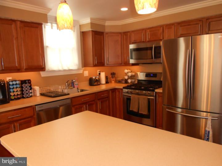 2956 Sunnycrest Road Willow Grove, PA 19090 - Photo 10 of 24 Kitchen